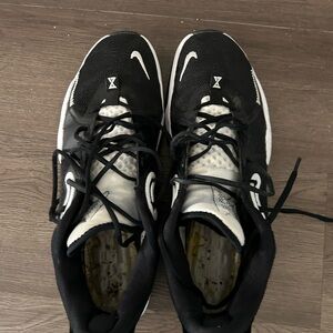 Nike Men’s Sneakers Sz 13